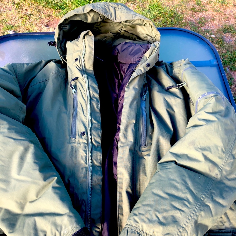Lands End double layer down jacket green and brown inner lining.